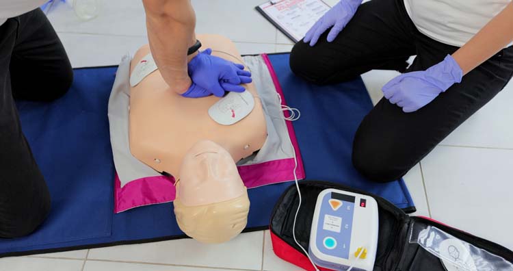 Formation PRAP SST défibrillateur La Réunion